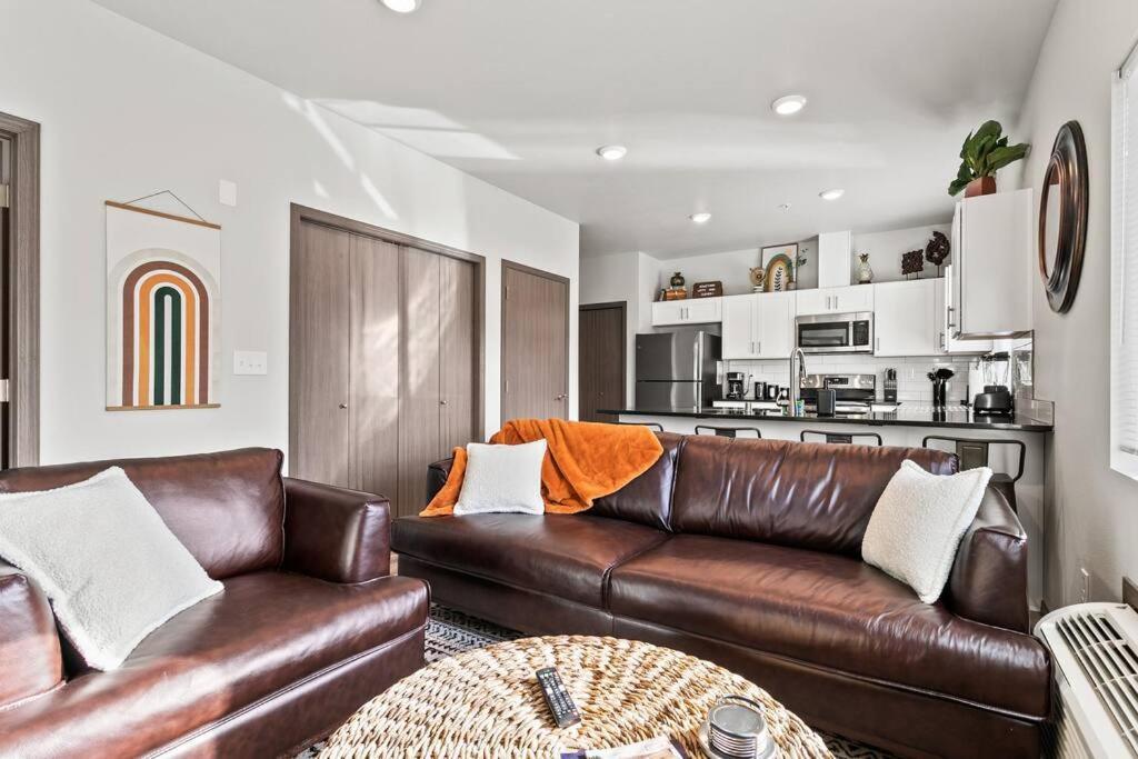 스포캔 Brand New 2 Bed 2 Bath Near Perry District And Dt 아파트 외부 사진
